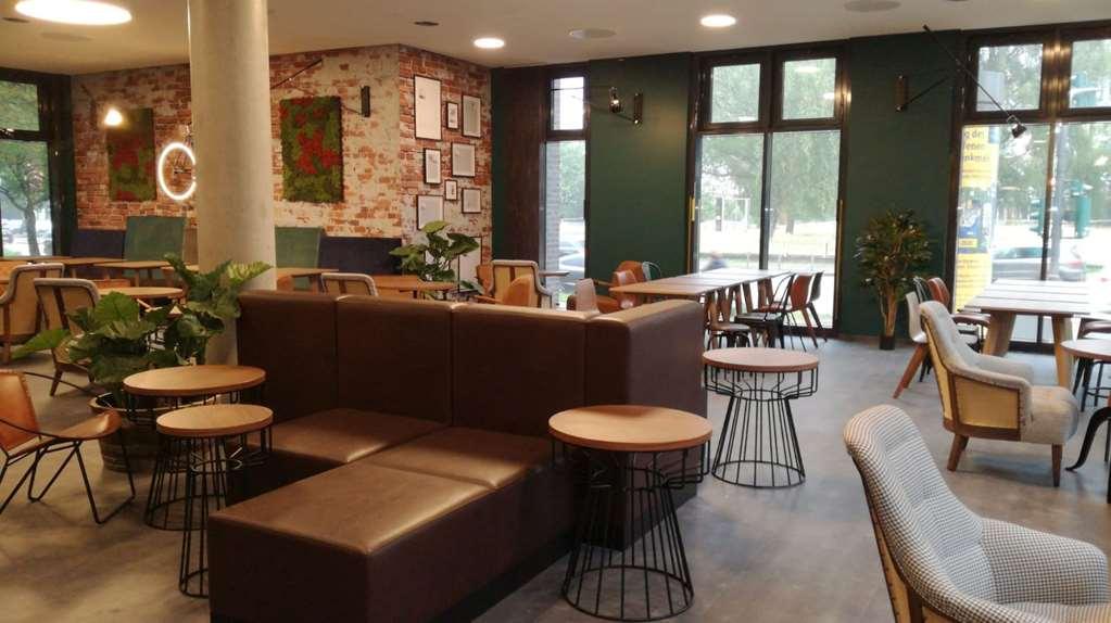 Holiday Inn - The Niu, Bricks Hamburg Eppendorf By Ihg Restaurant bilde